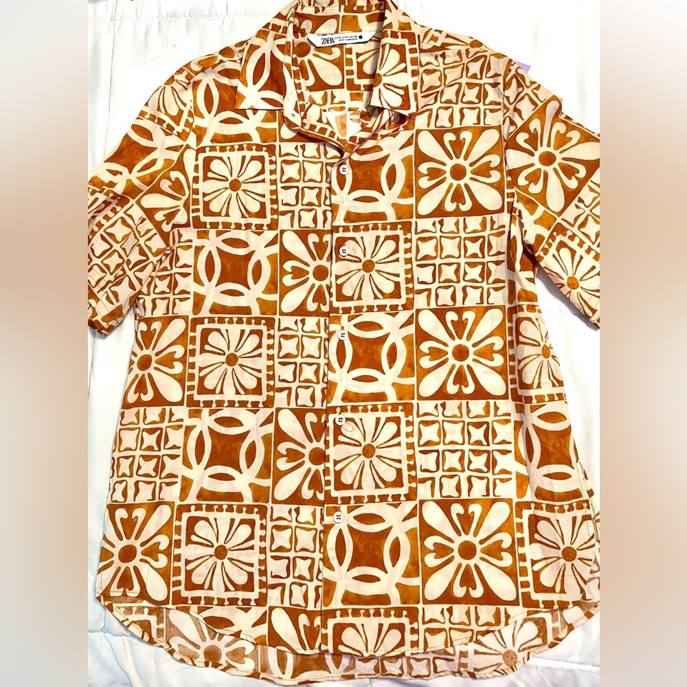 Zara Retro Men's Casual Button Down Shirt - Orange‎ and Cream Geometric